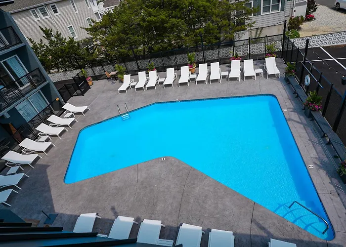 The Boulevard Hotel